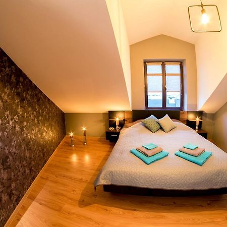 Style Apartment Next To Kazimierz And Old Town + Netflix Cracovia Esterno foto