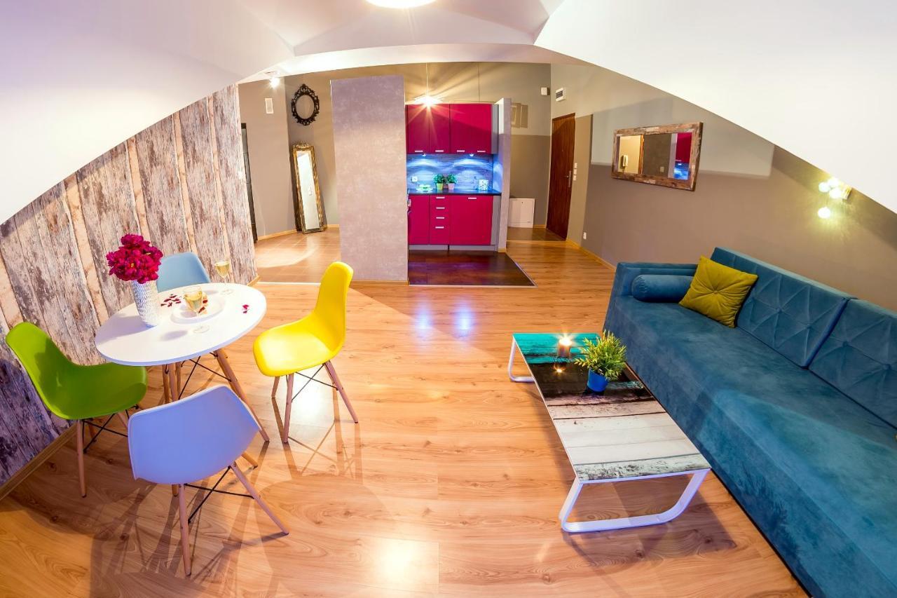 Style Apartment Next To Kazimierz And Old Town + Netflix Cracovia Esterno foto