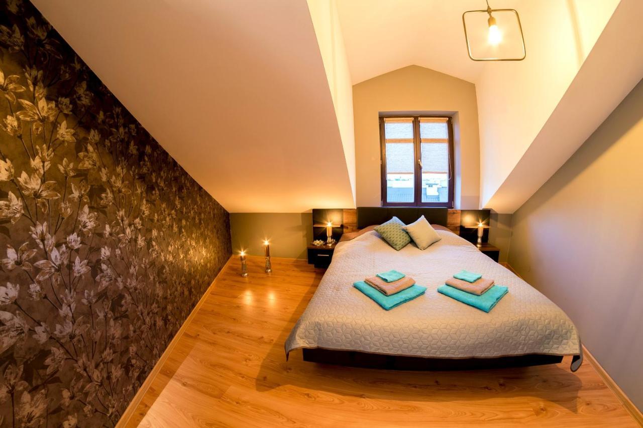 Style Apartment Next To Kazimierz And Old Town + Netflix Cracovia Esterno foto